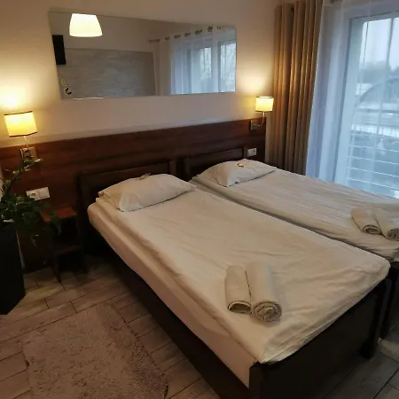 Отель Milosz Restauracja, Basen Dla Dzieci, Sala Zabaw, Silownia 2*