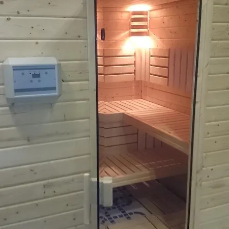 Отель Milosz Restauracja, Basen Dla Dzieci, Sala Zabaw, Silownia Картузы