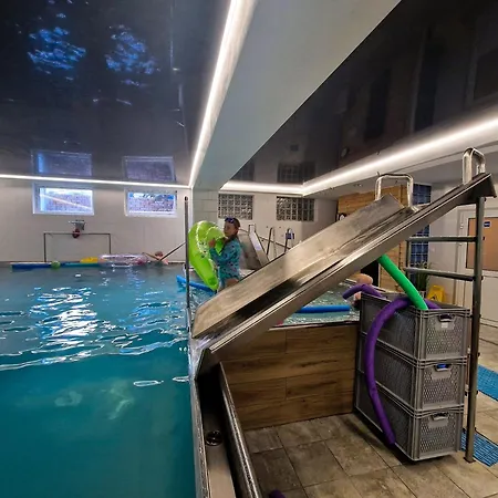 Milosz Restauracja, Basen Dla Dzieci, Sala Zabaw, Silownia ホテル