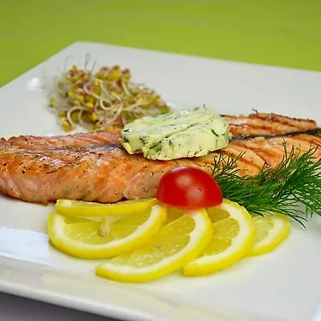 Отель Milosz Restauracja, Basen Dla Dzieci, Sala Zabaw, Silownia