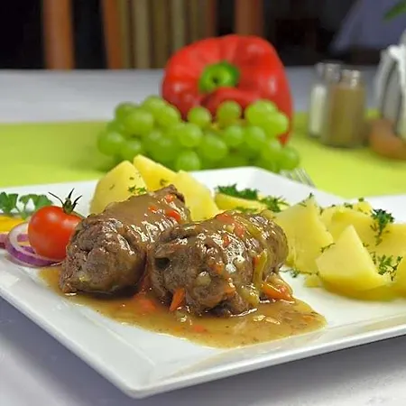 Milosz Restauracja, Basen Dla Dzieci, Sala Zabaw, Silownia Отель