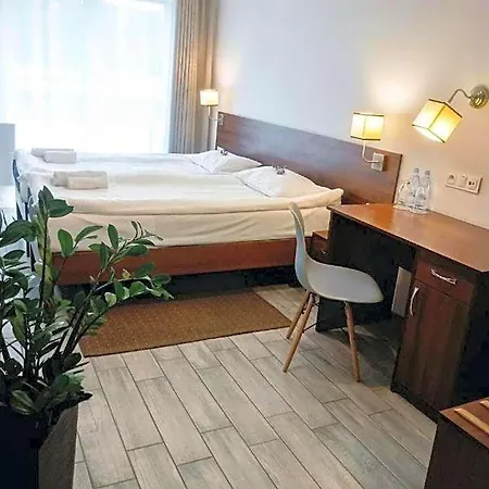 Отель Milosz Restauracja, Basen Dla Dzieci, Sala Zabaw, Silownia Картузы