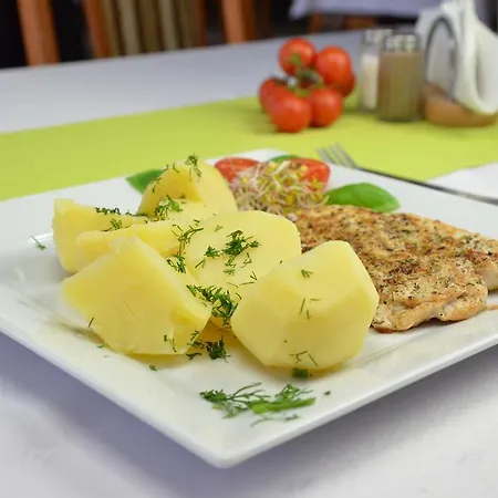 Milosz Restauracja, Basen Dla Dzieci, Sala Zabaw, Silownia Отель 2*