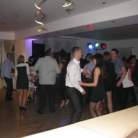 ホテル Milosz Restauracja, Basen Dla Dzieci, Sala Zabaw, Silownia 2*