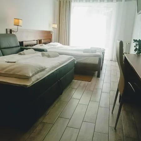 ホテル Milosz Restauracja, Basen Dla Dzieci, Sala Zabaw, Silownia 2*