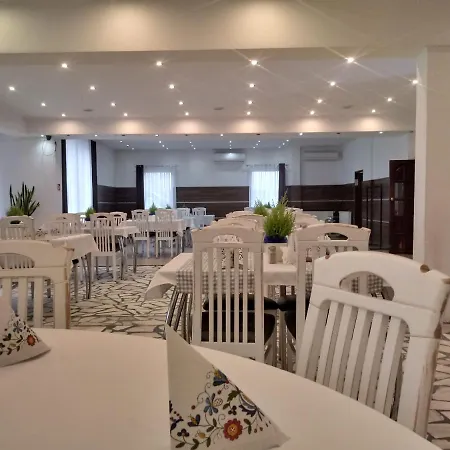 Milosz Restauracja, Basen Dla Dzieci, Sala Zabaw, Silownia Ξενοδοχείο