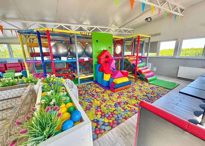 Miłosz Restauracja, Basen Dla Dzieci, Sala Zabaw, Siłownia 2* Kartuzy