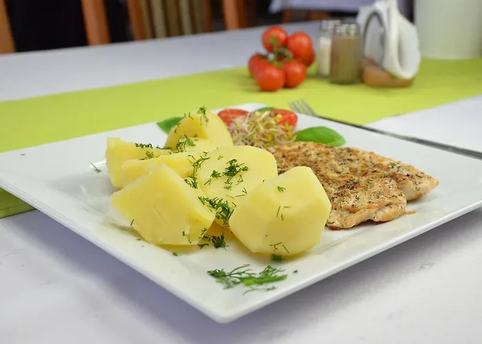 Miłosz Restauracja, Basen Dla Dzieci, Sala Zabaw, Siłownia Hotel 2*