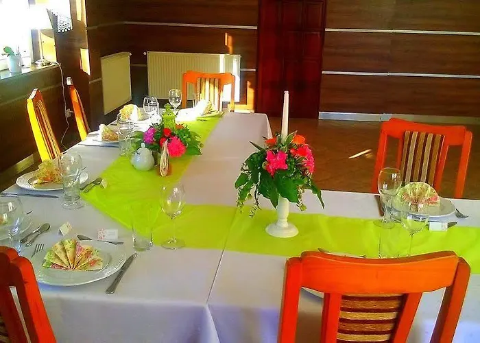 Hotel Miłosz Restauracja, Basen Dla Dzieci, Sala Zabaw, Siłownia 2*