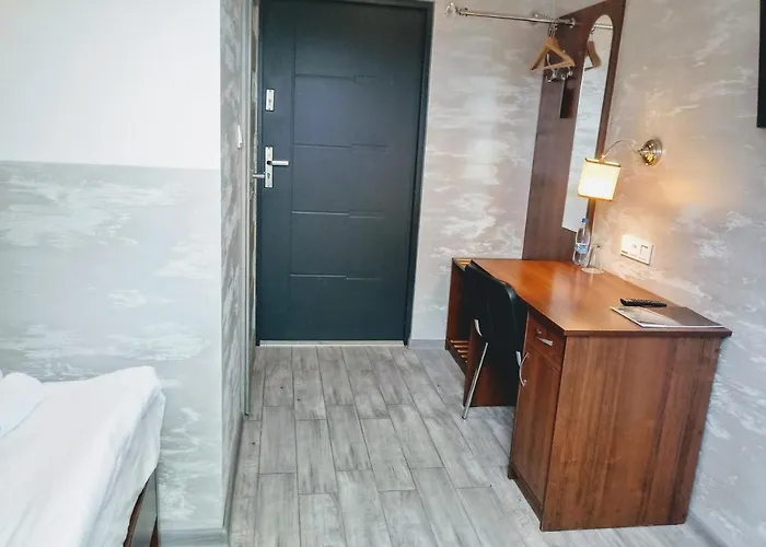 Miłosz Restauracja, Basen Dla Dzieci, Sala Zabaw, Siłownia 2*