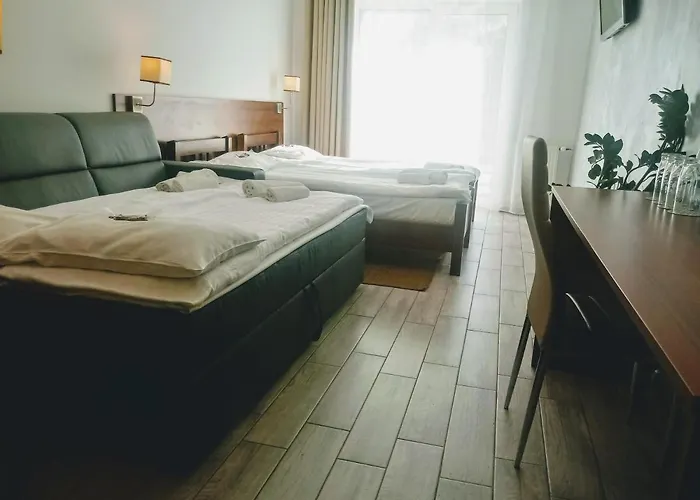 Hotel Miłosz Restauracja, Basen Dla Dzieci, Sala Zabaw, Siłownia 2*